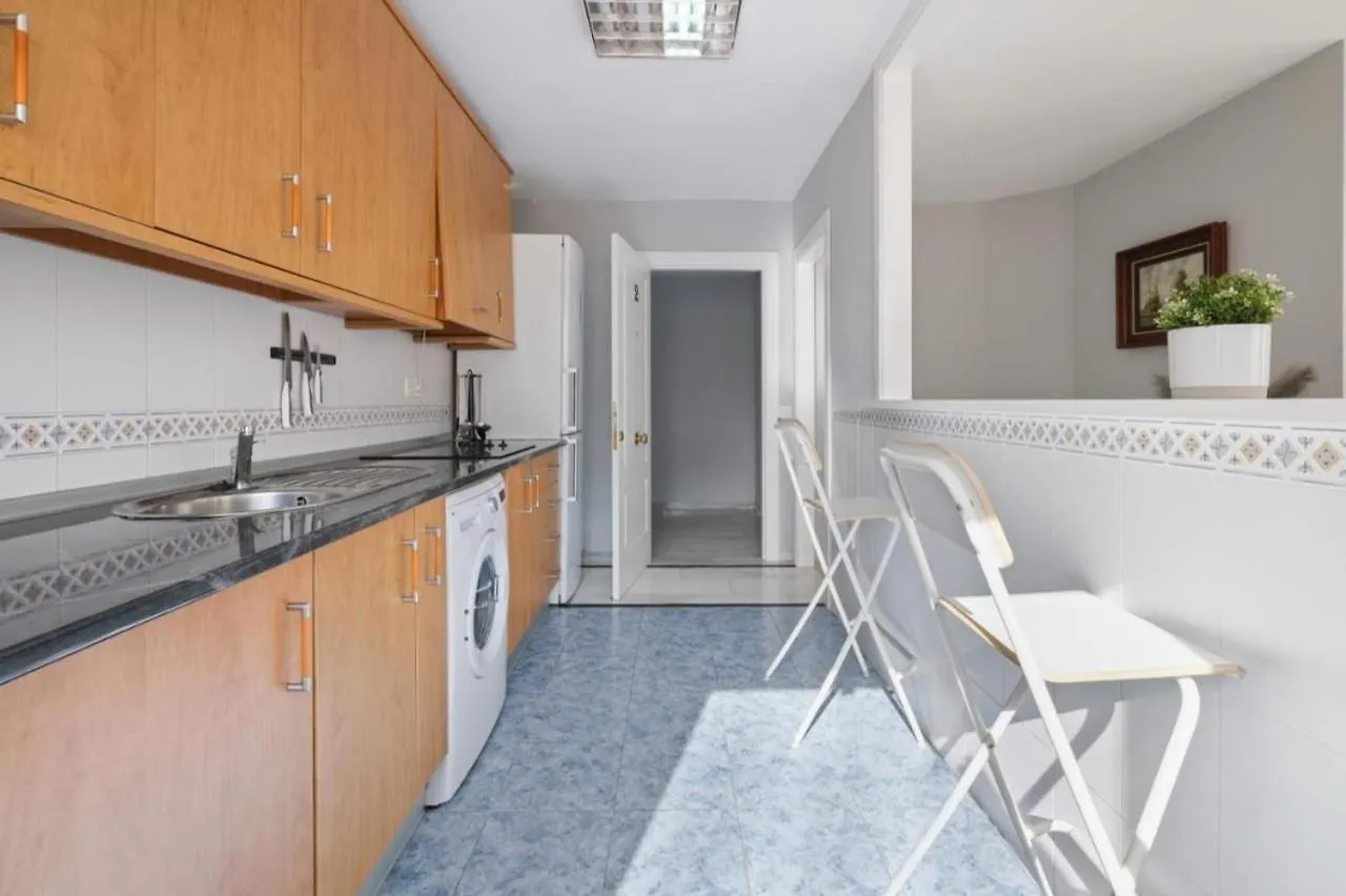 Apartment Apartamento En Calle Cuarteles De Dos Habitaciones Malaga